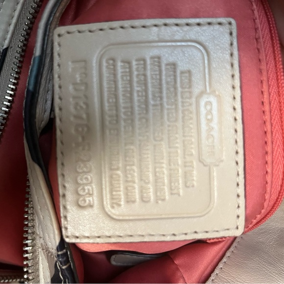 Coach - Picture 3 of 8